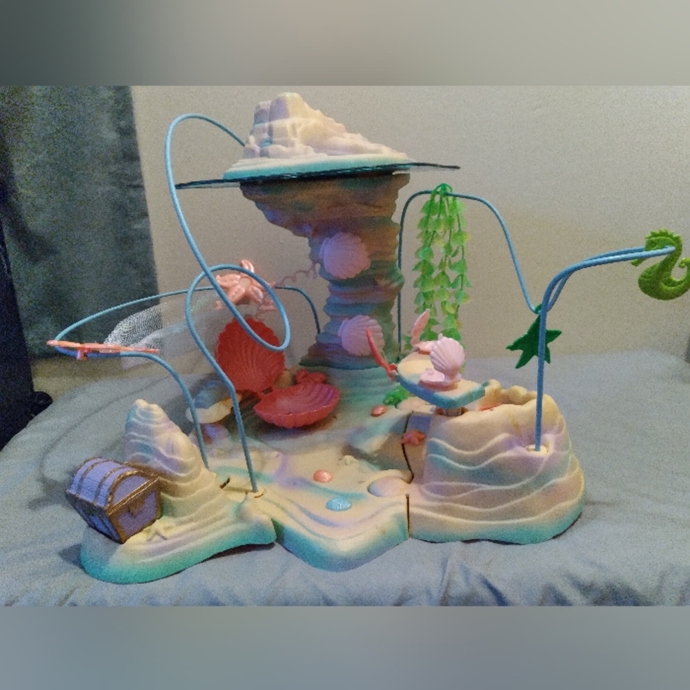 VINTAGE IN BOX Ariel Undersea Hideaway 1992 Tyco Playset Disney